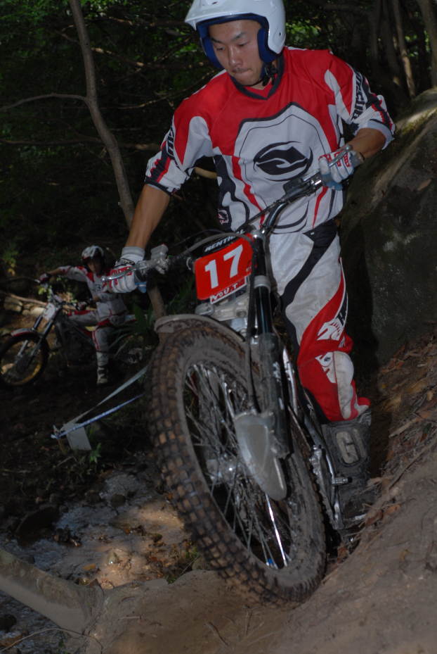 10中国IA13位高橋