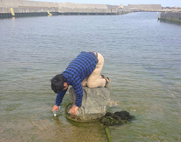 0306富岡漁港の水