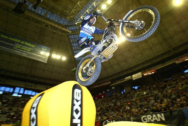 09バルセロナのカベ