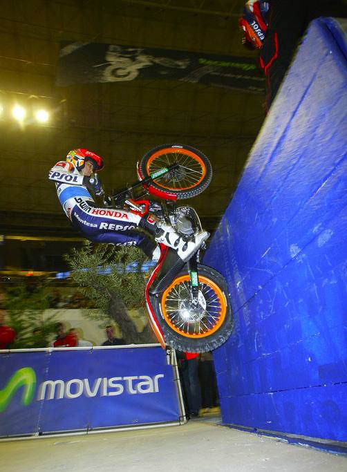 09バルセロナの藤波