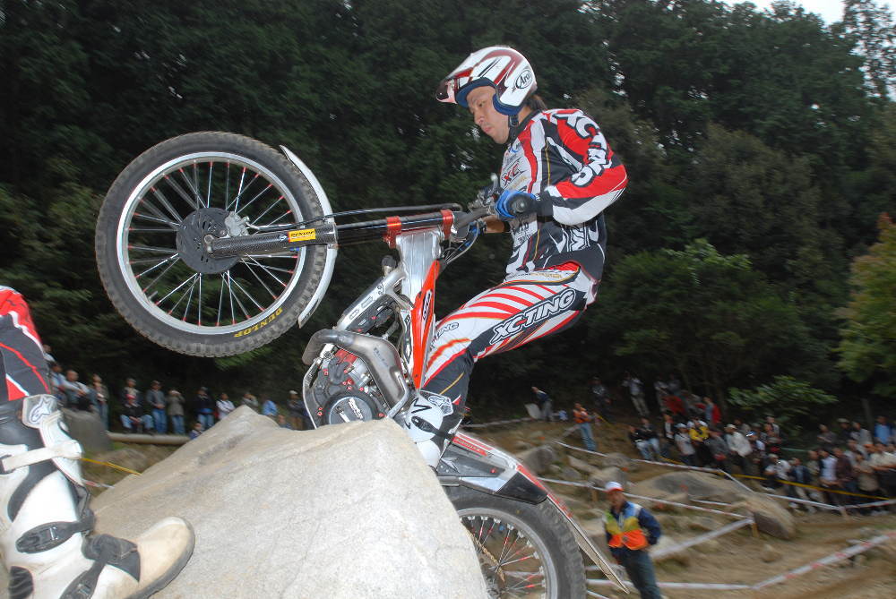 2010R6中部の小川毅士