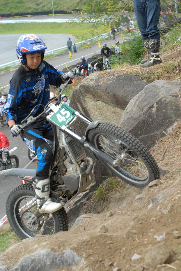 2010R6中部の磯谷