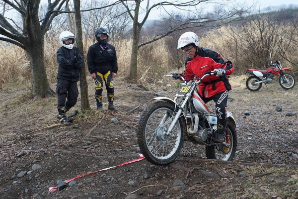 1502相模川のTY125
