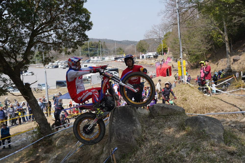 期間限定お値下げ！激レア！早い者勝ち！　先史・古代史ツアー　小川清 フラーゴラッド鹿児島をVリーグ初代王者に導く――小川貴史監督が退任