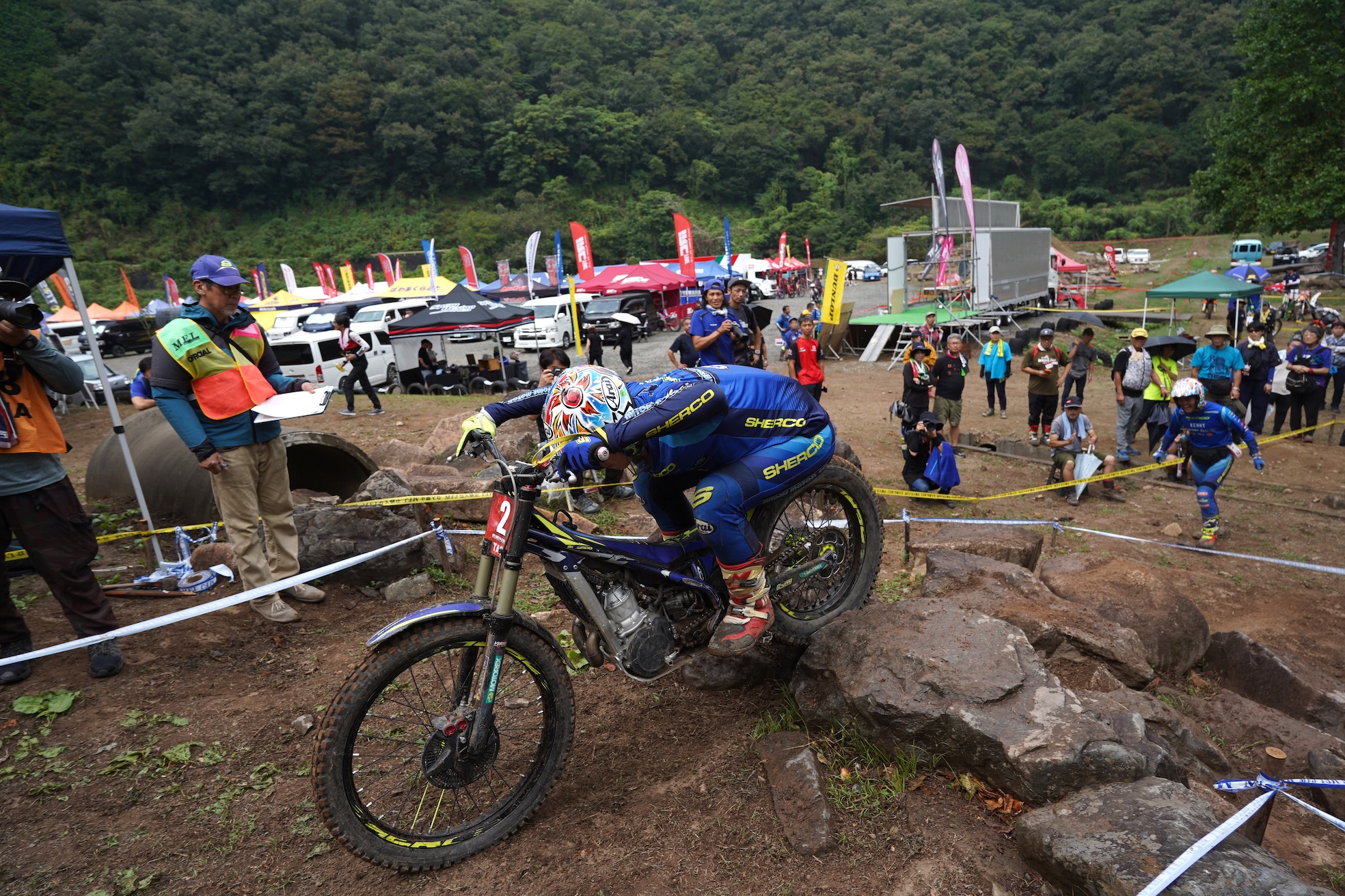 勝利を決めた黒山太陽。第11セクション出口で、渾身のクリーンを確信する。